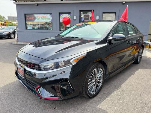 2023 Kia Forte GT-Line