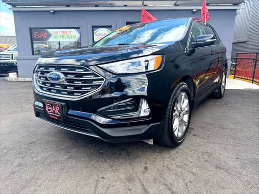 2023 Ford Edge Titanium