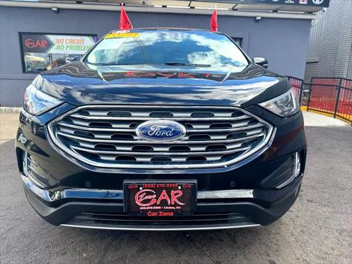 2023 Ford Edge Titanium
