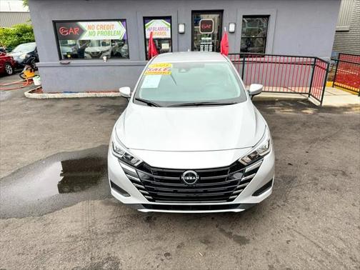 2023 Nissan Versa 1.6 SV
