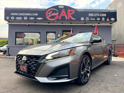 2023 Nissan Altima SR FWD