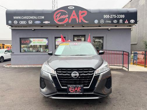 2024 Nissan Kicks S