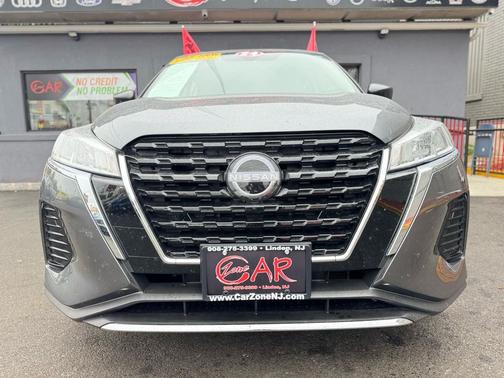 2024 Nissan Kicks S