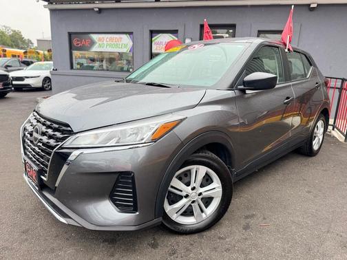 2024 Nissan Kicks S