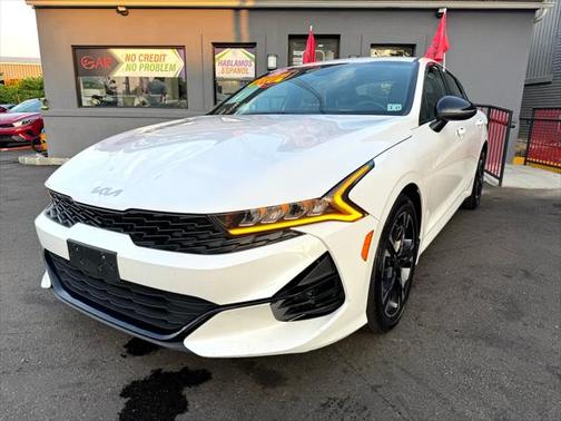 2022 Kia K5 GT-Line