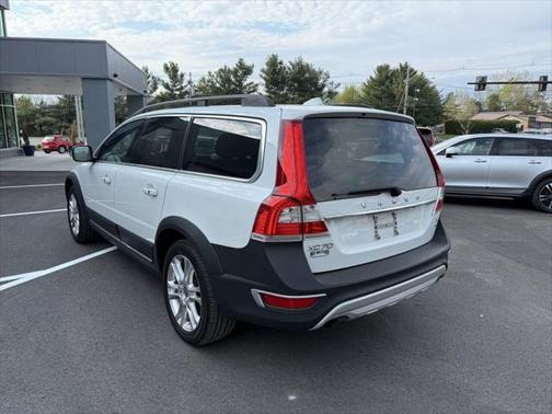 2016 Volvo XC70 T5 Premier