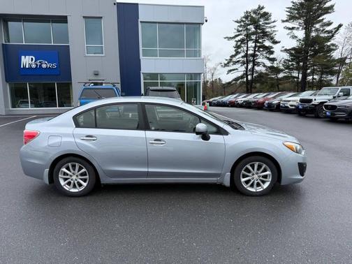 Ice Silver Metallic 2013 Subaru Impreza 2.0i Premium