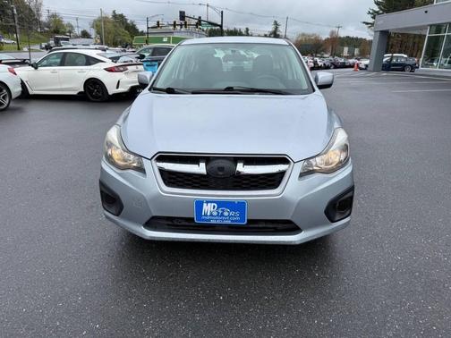 Ice Silver Metallic 2013 Subaru Impreza 2.0i Premium