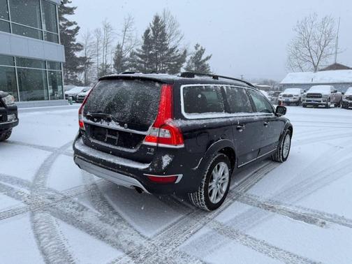 2016 Volvo XC70 T5 Platinum