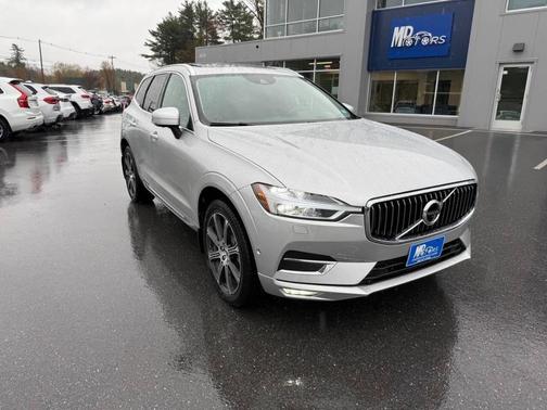 Bright Silver Metallic 2019 Volvo XC60 T5 Inscription