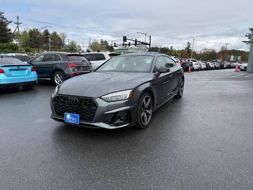 Daytona Gray Pearl Effect 2023 Audi A5 Sportback 45 S Line Prestige