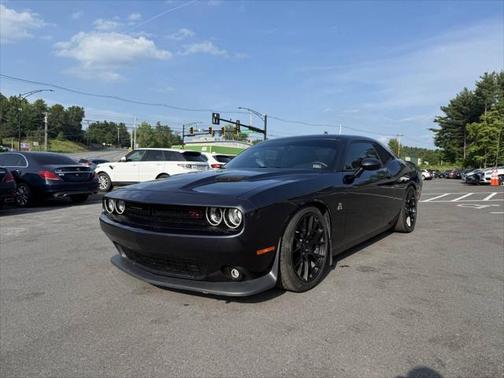 2016 Dodge Challenger R/T Scat Pack