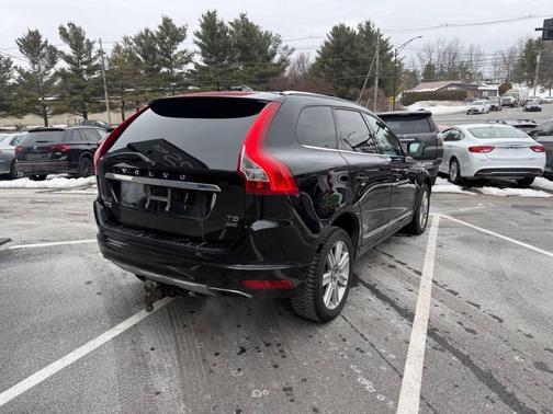 2016 Volvo XC60 T5 Premier