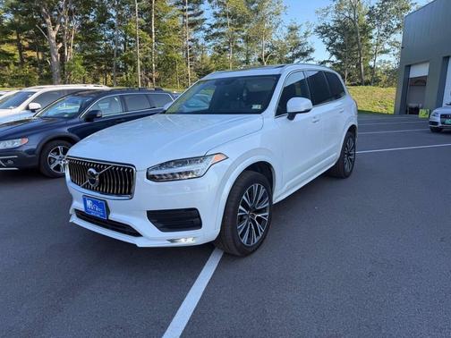 2020 Volvo XC90 T5 Momentum
