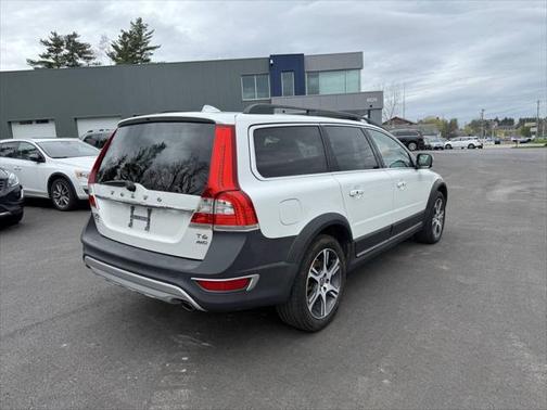 2015 Volvo XC70 T6