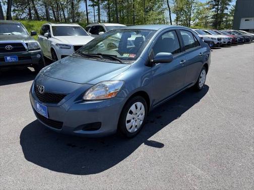 2012 Toyota Yaris LE