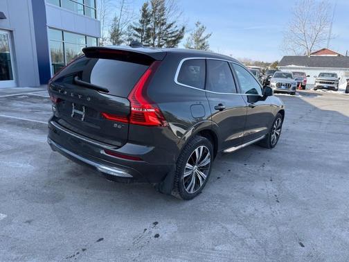 2022 Volvo XC60 B6 Inscription