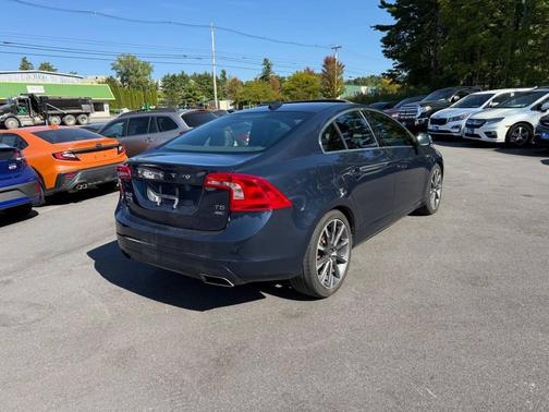 2015 Volvo S60 T5 Platinum