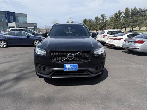 2022 Volvo XC90 Recharge Plug-In Hybrid T8 R-Design 7 Passenger
