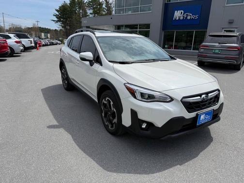 Crystal White Pearl 2023 Subaru Crosstrek Limited