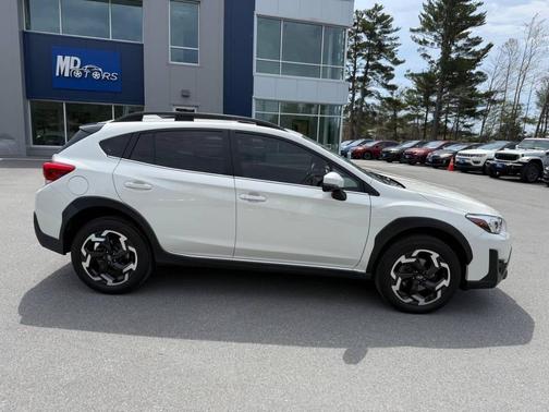 Crystal White Pearl 2023 Subaru Crosstrek Limited