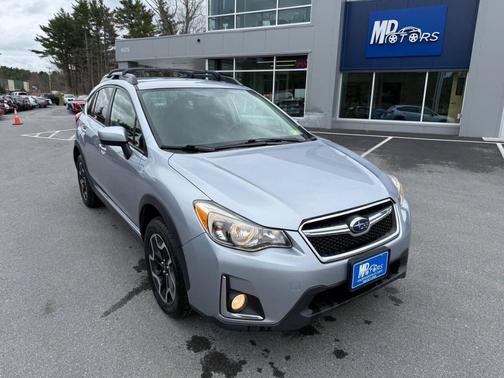 Ice Silver Metallic 2017 Subaru Crosstrek 2.0i Premium