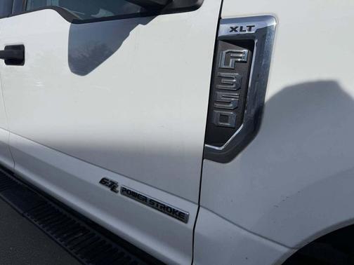 2022 Ford F-350 XLT