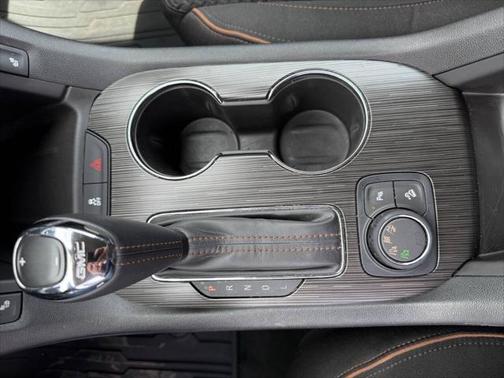 2017 GMC Acadia SLE-2