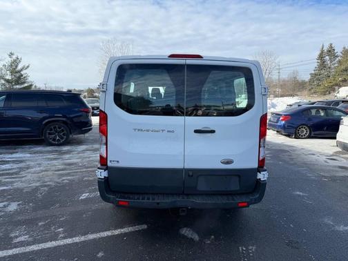 2015 Ford Transit-150 XL