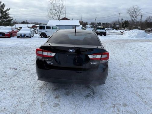2017 Subaru Impreza 2.0i