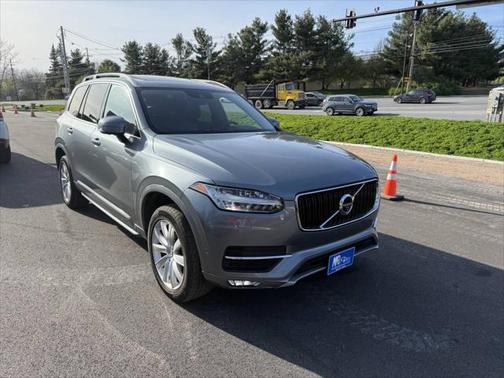 2018 Volvo XC90 T6 Momentum