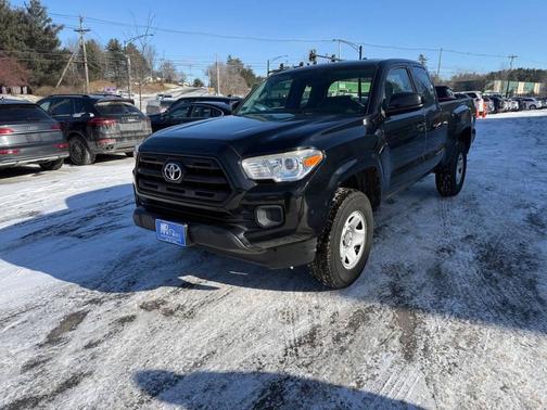 2017 Toyota Tacoma SR