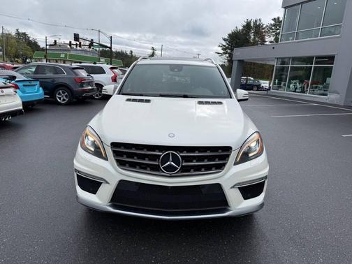 White 2014 Mercedes-Benz M-Class 4MATIC