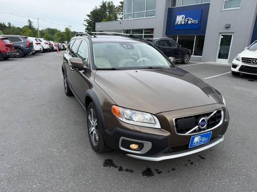 Twilight Bronze Metallic 2013 Volvo XC70 T6 Platinum