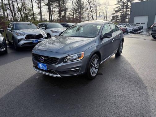 2018 Volvo S60 Cross Country T5