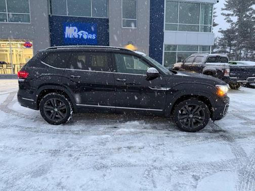 2021 Volkswagen Atlas 3.6L SE w/Technology