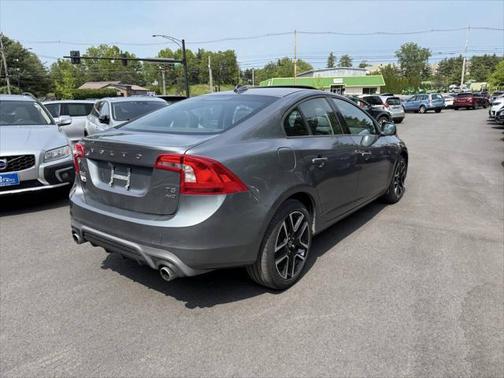 2017 Volvo S60 T5 Dynamic