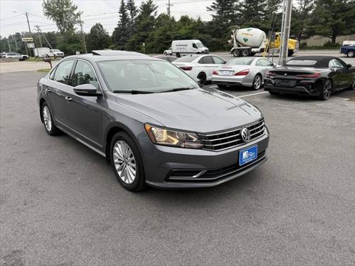 2016 Volkswagen Passat 1.8T SE