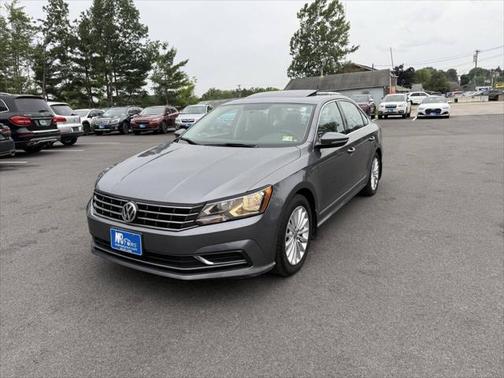 2016 Volkswagen Passat 1.8T SE
