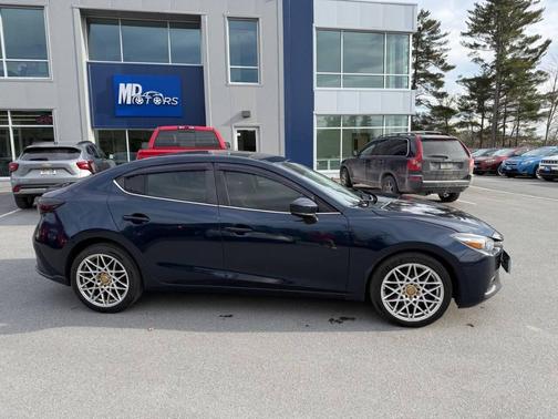 2018 Mazda Mazda3 Touring