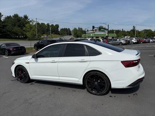 2022 Volkswagen Jetta GLI 2.0T Autobahn