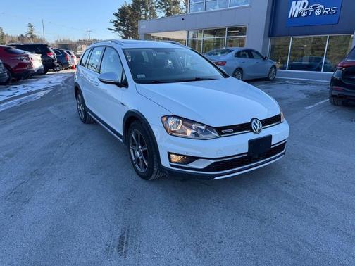 2017 Volkswagen Golf Alltrack TSI SE