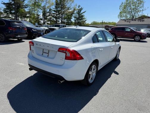 Ice White 2013 Volvo S60 T5