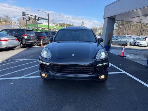 2016 Porsche Cayenne Cayenne