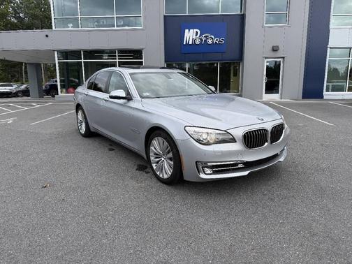 Glacier Silver Metallic 2015 BMW 740 740i 4dr Sedan