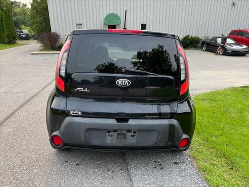 2016 Kia Soul Base
