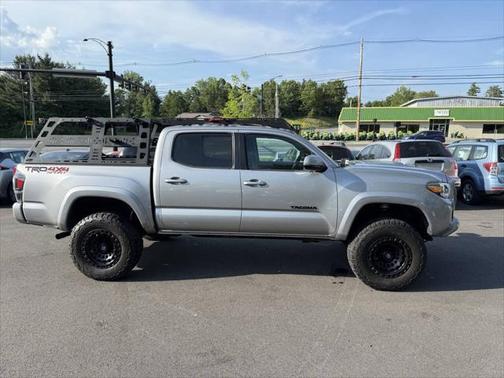 2016 Toyota Tacoma TRD Sport
