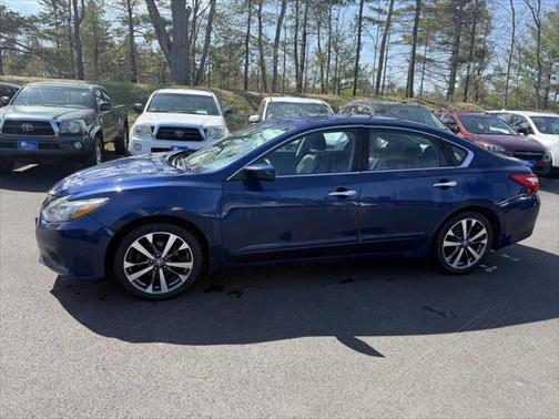2016 Nissan Altima 2.5 SR