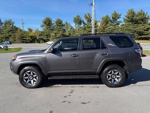2021 Toyota 4Runner TRD Off Road