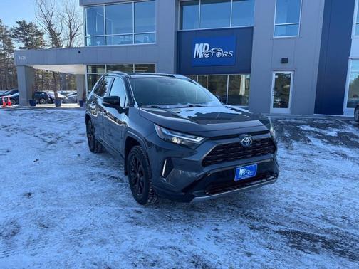 2024 Toyota RAV4 Hybrid SE